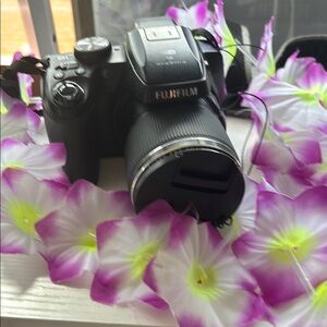 Fujifilm Black Digital Camera with Advanced Features